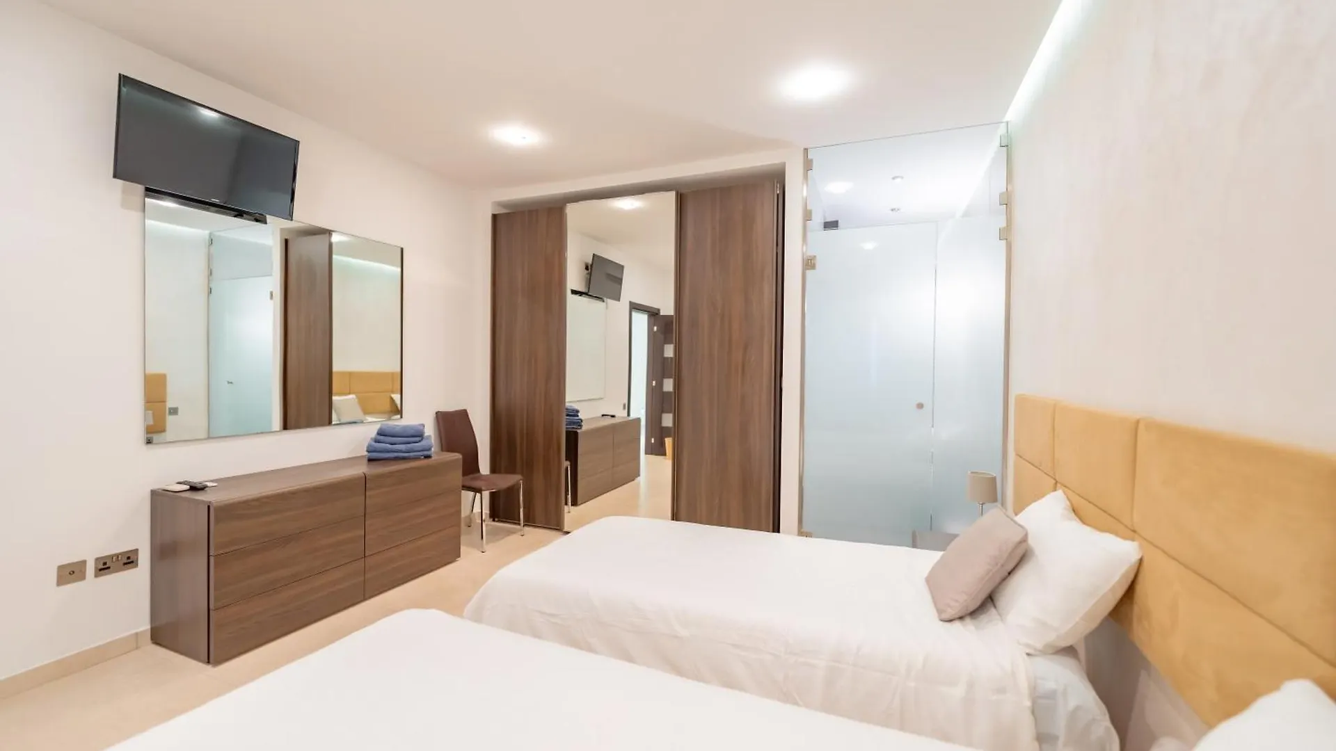 Appartamento Stunning Seafront Flat In Sliema